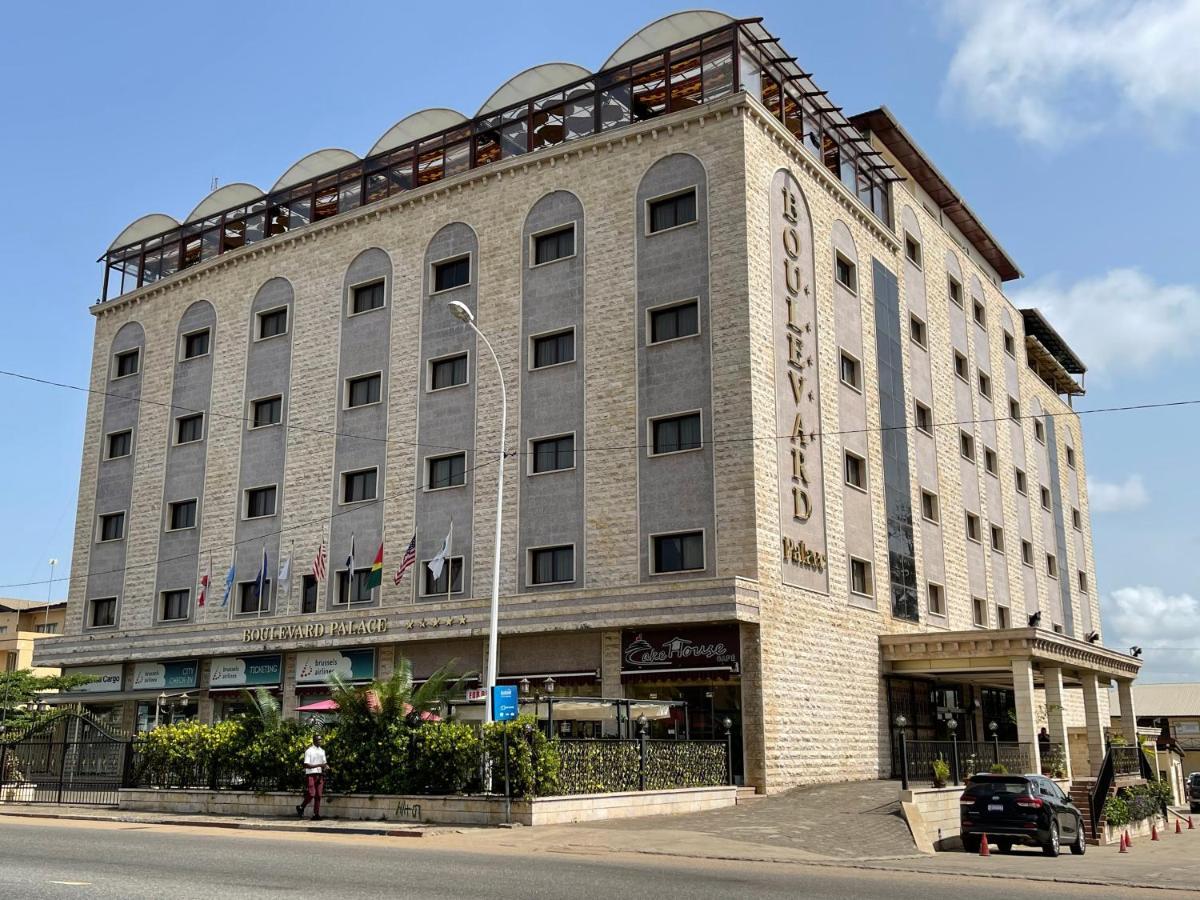 Boulevard Palace Hotel Monrovia Bagian luar foto